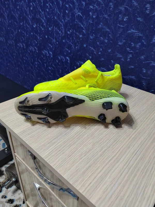 Бутсы Adidas ghosted 2. us7. 7