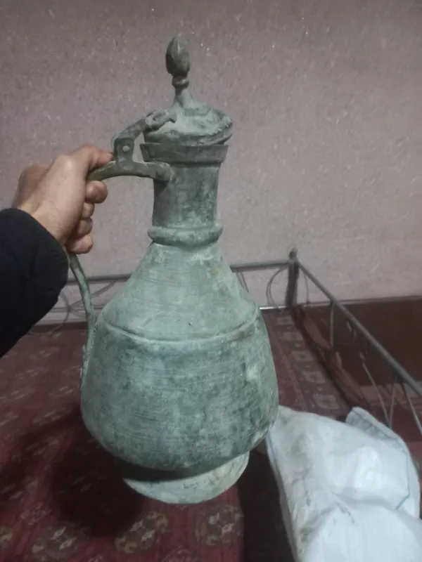 Eski mis ko'zalar sotiladi 2