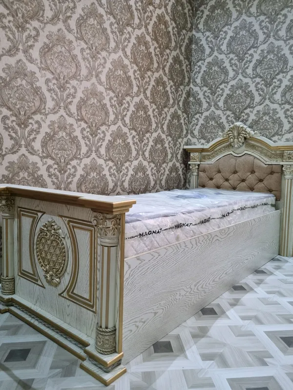 срочно продаётся 1на спальная кровать новое
