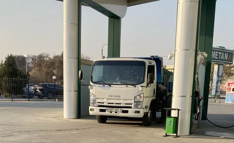 Isuzu Samosval!!!