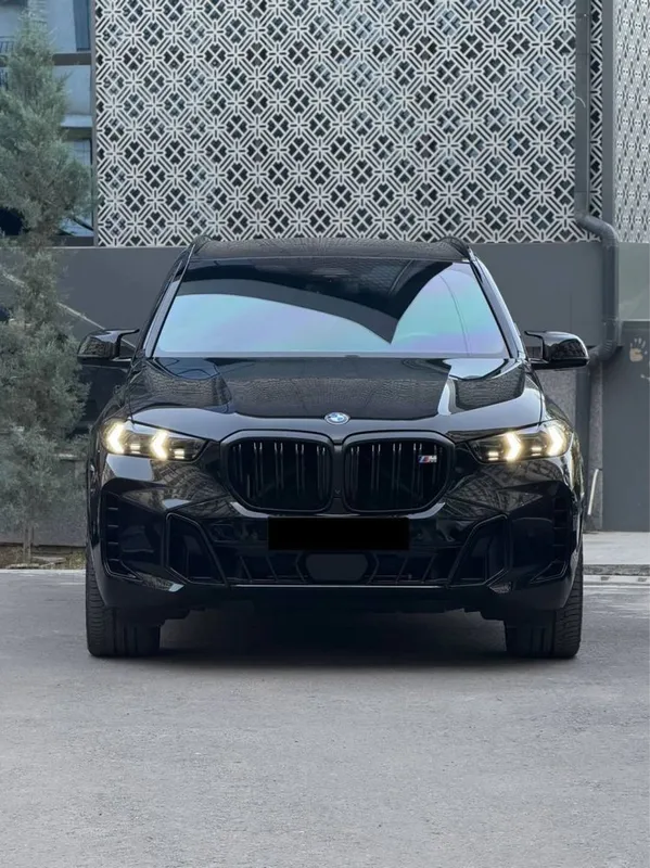 Bugun sotuvimizda BMW X5 M60