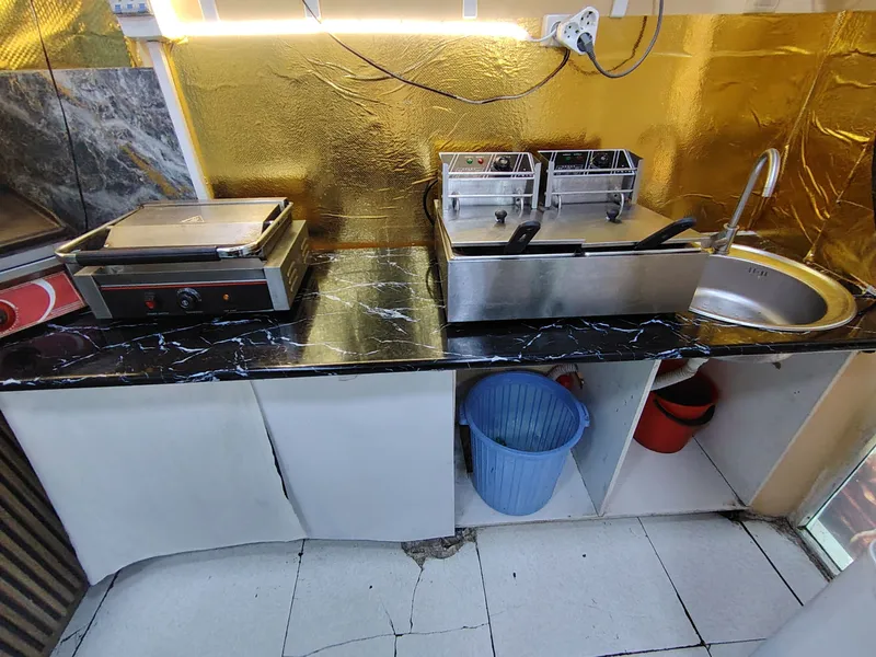mebel fast food ucun aylanasiga mebel ishlash ucun 5