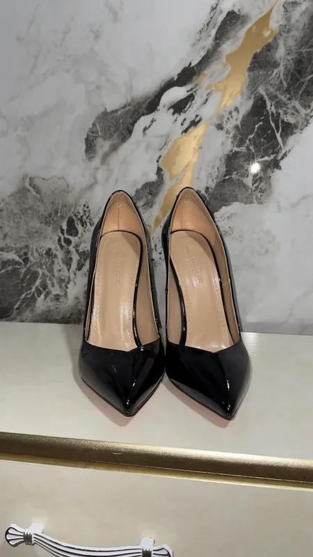 Tufli Louboutin