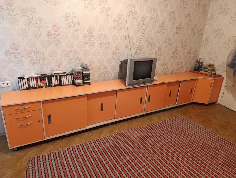Комплект из 3 тумбочек. ( шкаф-купе)