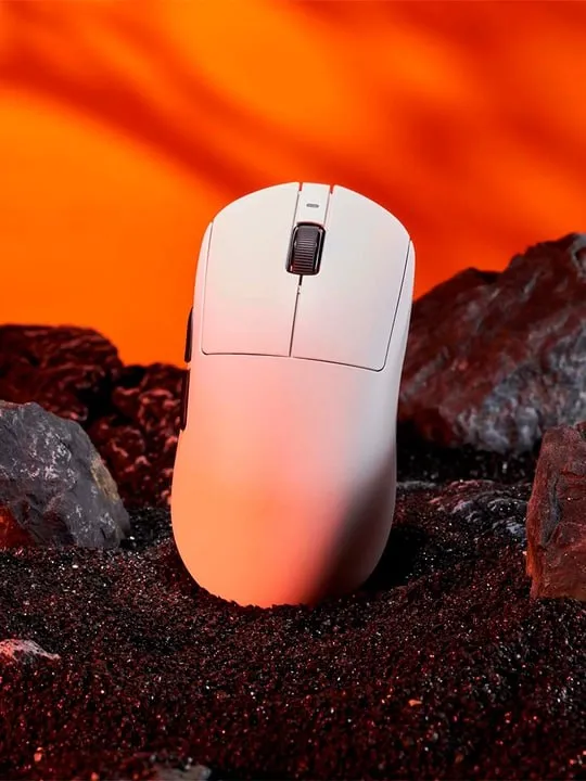A9 2.0 White 2