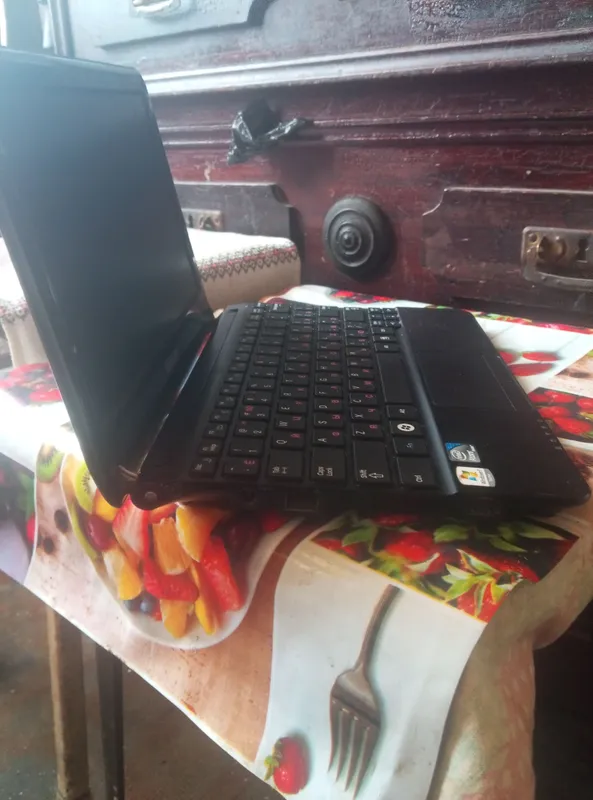 Samsung 110 netbuki sotiladi 4 Samsung 110 netbuki sotiladi 4