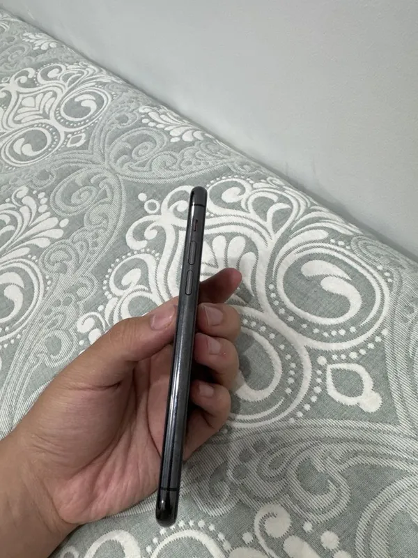 iPhone 11 pro 256 gb. Ideal 4