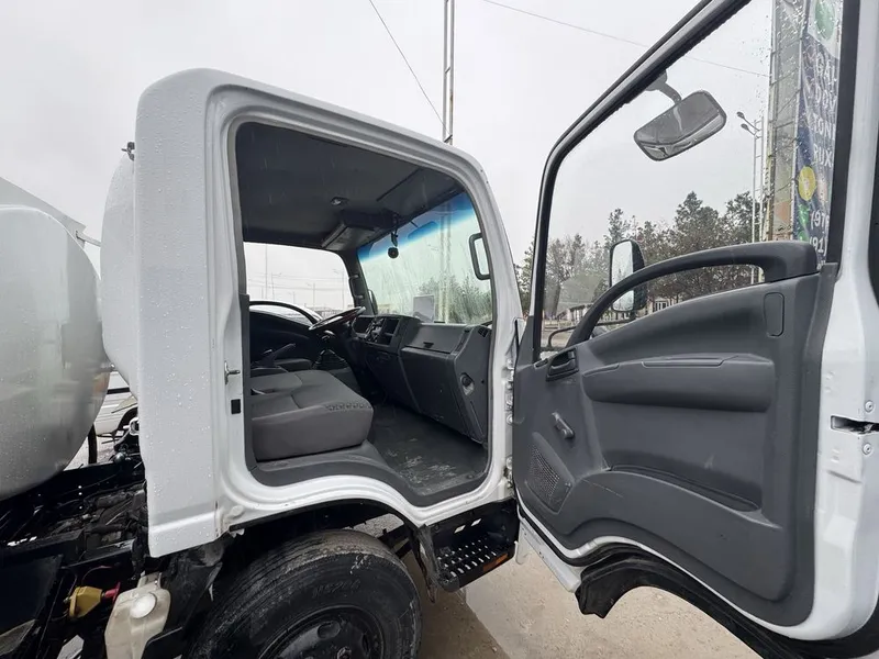 Isuzu (водавоз) 7,3 Tonna — фото 7