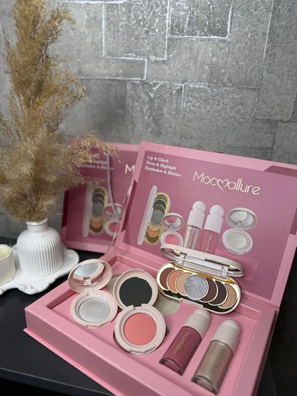 nabor REAL BEAUTY MAKE UP SET