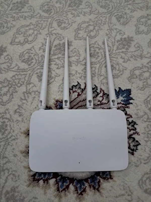 WI-FI router TENDA Model:F6