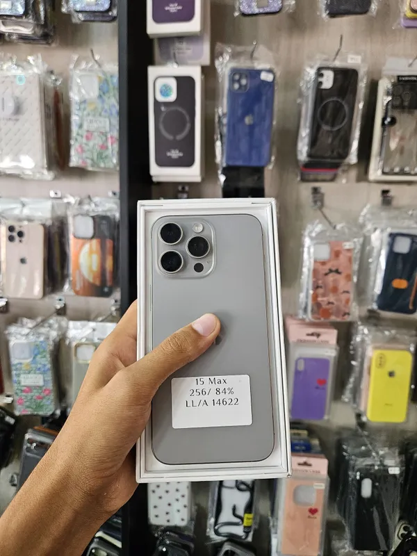 IPhone 15 Pro Max 2