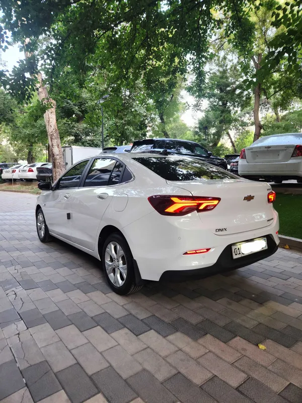 Chevrolet Onix Premier Plus 2025 3