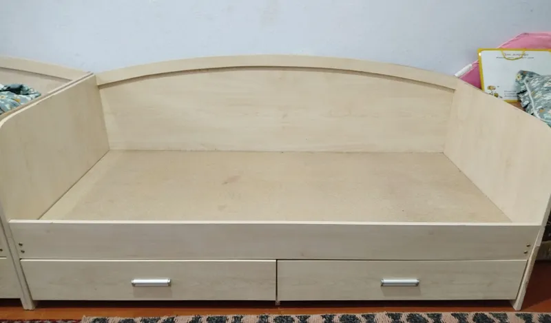 Bolalar uchun yotoq mebeli (180×85) qaymoq rang 1 Bolalar uchun yotoq mebeli (180×85) qaymoq rang 1