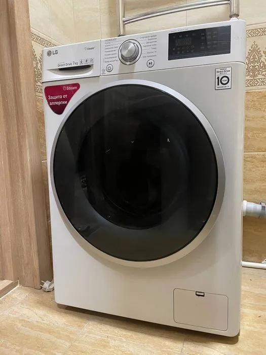 Kirmoshina LG 7kg srochna sotiladi