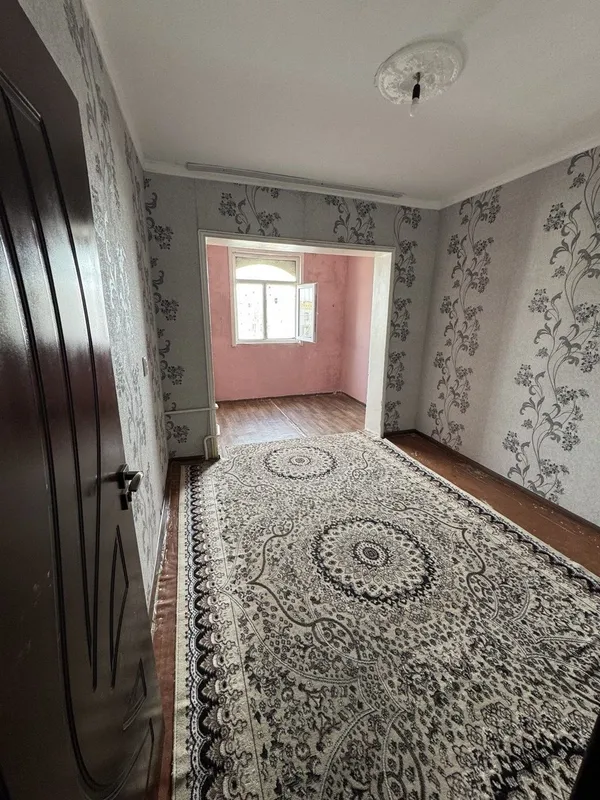 Sergeli 5 2 metro bekat oldida 3xona 2