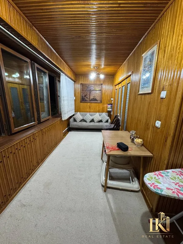 Продаётся 4-комнатная квартира, 96 м², 4/4, Шайхантахурский район 9