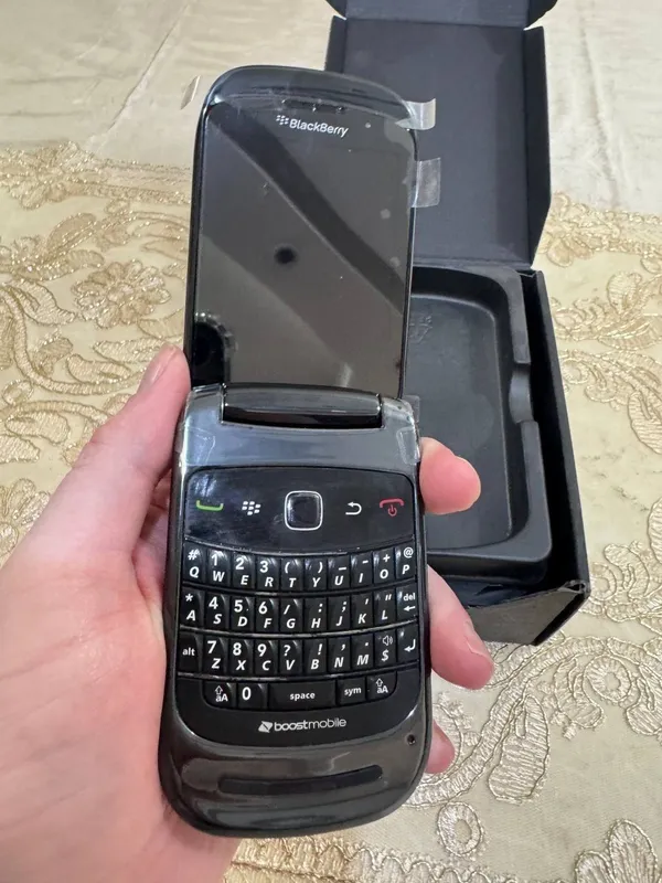 Новый Blackberry 9670 CDMA Perfectum Mobile Origin — фото 5 Новый Blackberry 9670 CDMA Perfectum Mobile Origin — фото 5