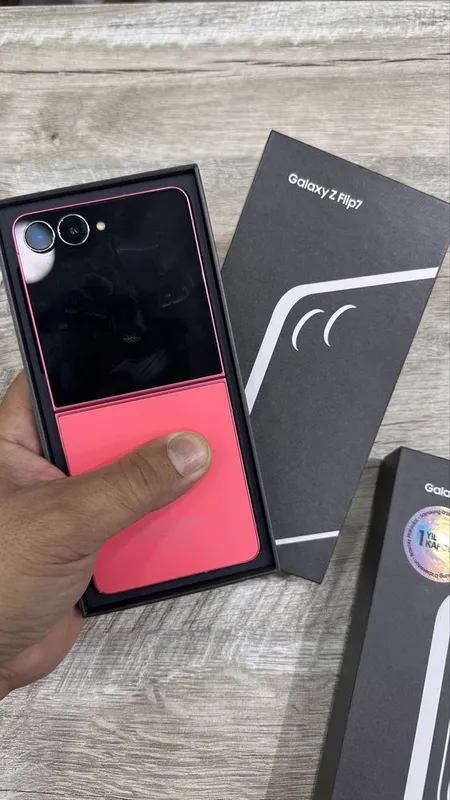 galaxy z flip 7 12/256GB Dual sim Vietnam