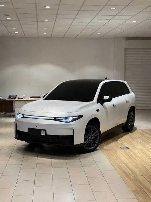 Leapmotor C10 EV Va DM-i 2 Leapmotor C10 EV Va DM-i 2