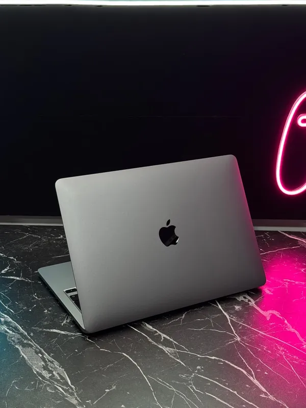 MacBook Pro M1 3