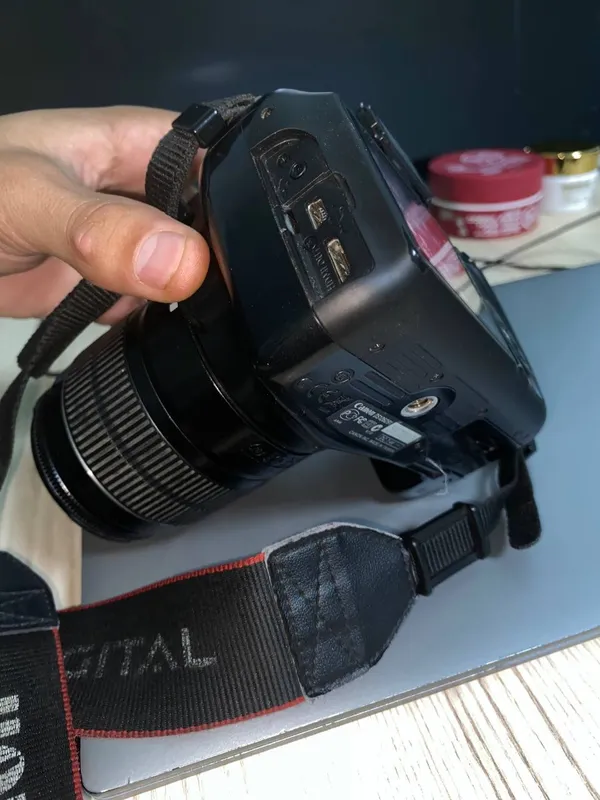 Фотоаппарат Canon 1100D 2 Фотоаппарат Canon 1100D 2