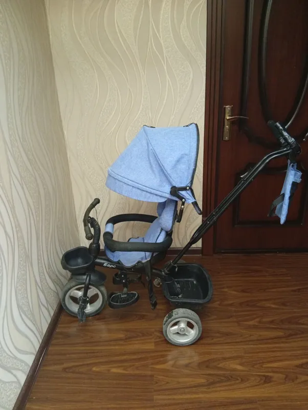 Продаётся детская велоколяска 1 Продаётся детская велоколяска 1