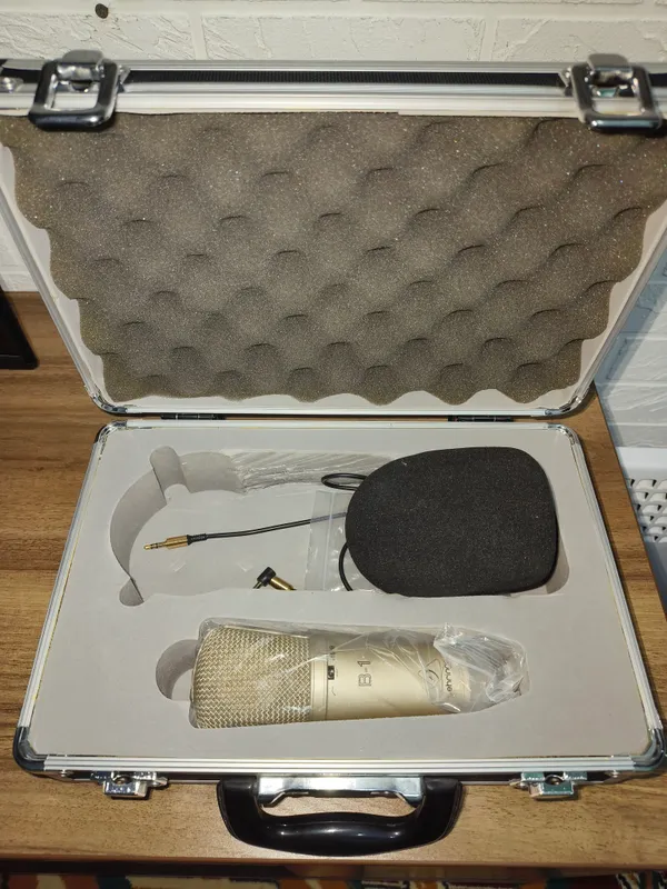 Mikrofon va audio karta — to‘liq komplekt 9