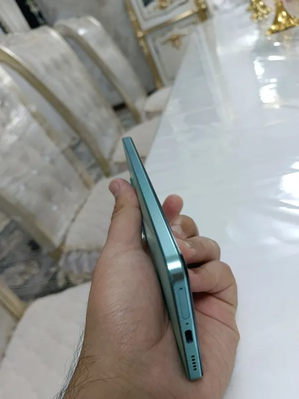 Vivo v27e 8+8ga 256gb sotiladi xolati yaxshi. 4 Vivo v27e 8+8ga 256gb sotiladi xolati yaxshi. 4