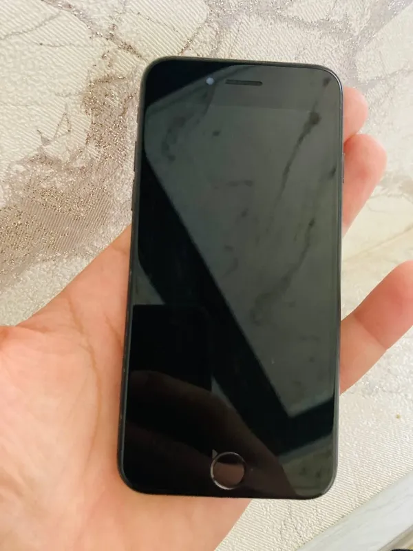 IPhone 7 qora 32gb srochna ochilmagan 1 IPhone 7 qora 32gb srochna ochilmagan 1