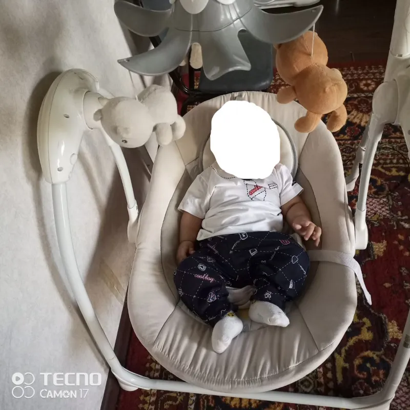 Качели для детей, продаются обе 3 Качели для детей, продаются обе 3