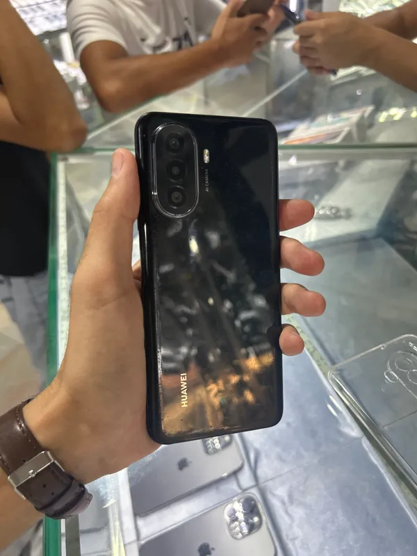 Huawei nova Y70 1 Huawei nova Y70 1