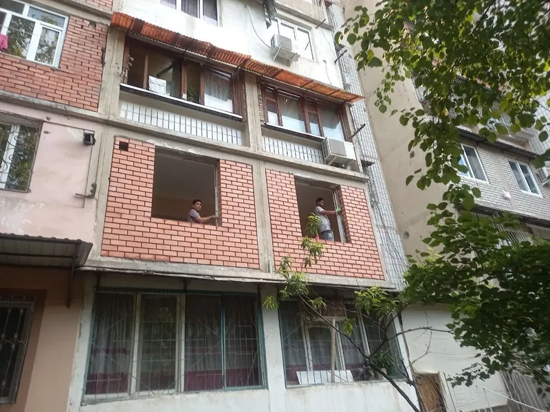 Гишт терамиз балконга