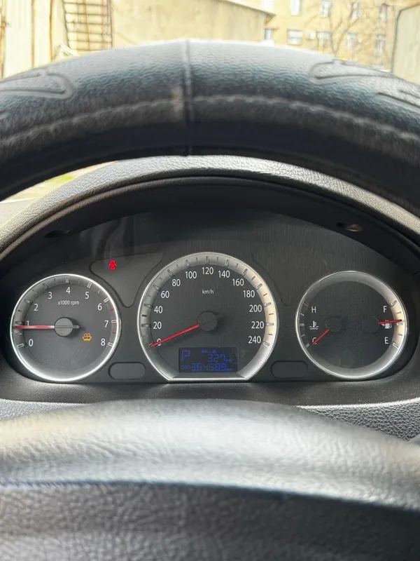 Hyundai sonata nf — фото 5