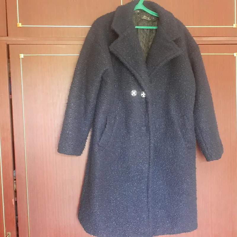 Продам женское пальто 1 Продам женское пальто 1