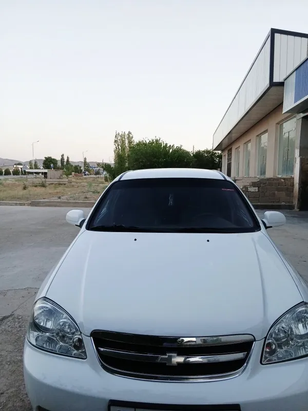 Продаётся Chevrolet Lacetti 1 Продаётся Chevrolet Lacetti 1