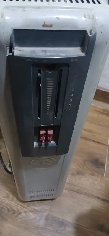 Продам масляный обогреватель 2