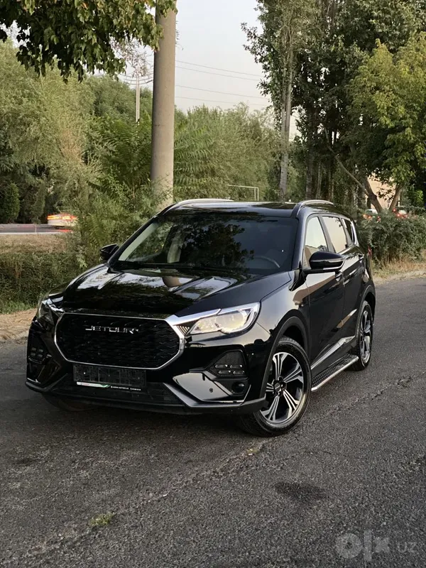 Jetour X70 qora/2025 1 Jetour X70 qora/2025 1