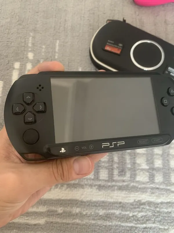 PsP street. 8gb лик2 та флешкаси+жехол сумкааси бонус 1