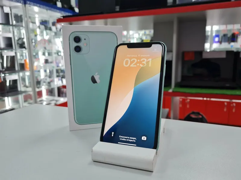 iPhone 11