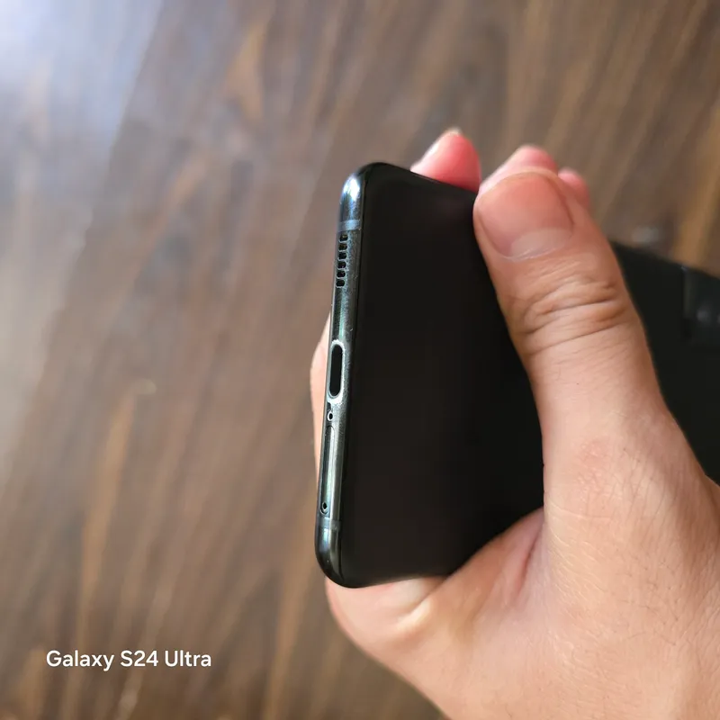Samsung S21 plus 3