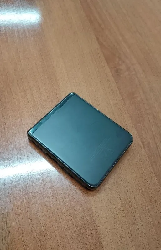 Samsung Galaxy Z Flip 3 5g — фото 4