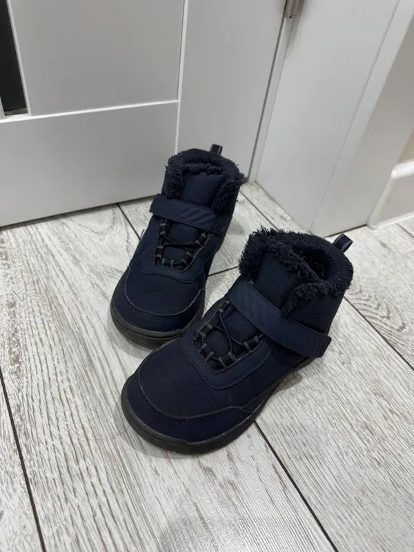 Продам детские ботинки Decathlon 2 Продам детские ботинки Decathlon 2