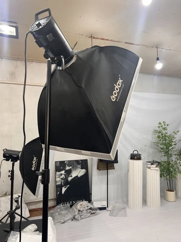 Продаются студийные вспышки GODOX dp600 2