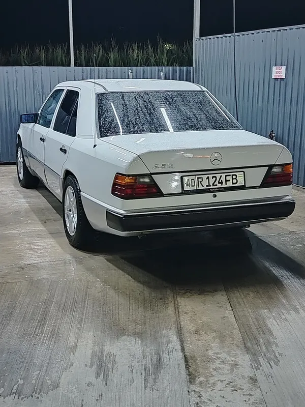 MERCEDES BENZ W124 sotiladi — фото 1