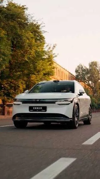Zeekr x Ultra 5 seats Naqd va halol nasiya savdo 1 Zeekr x Ultra 5 seats Naqd va halol nasiya savdo 1