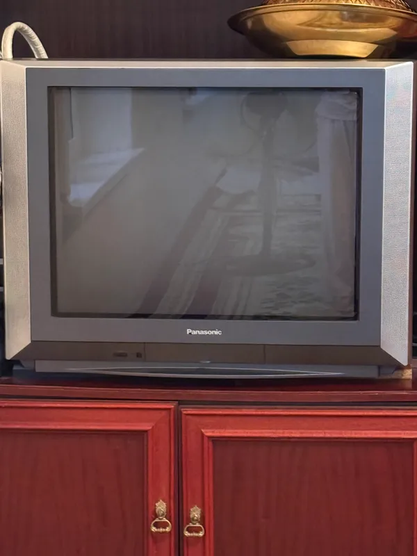 Телевизор Panasonic 3 Телевизор Panasonic 3