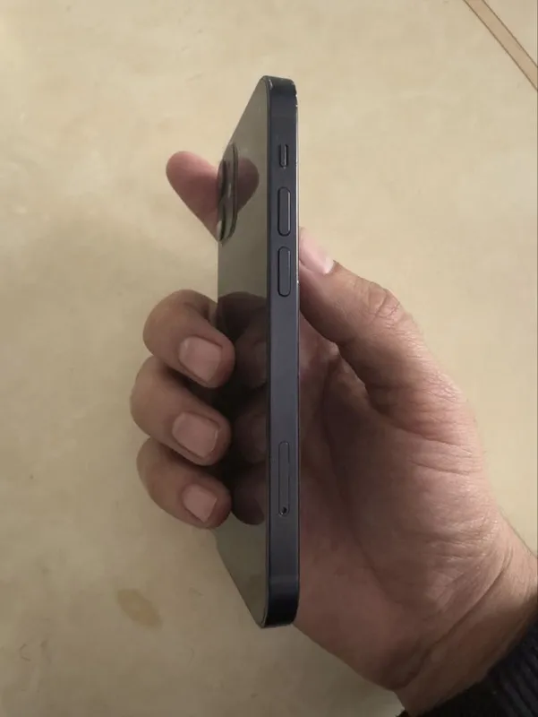 iPhone 11 Pro Max 64GB Midnight Green — фото 3