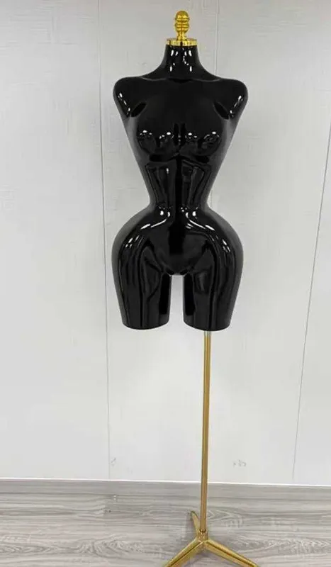 - Maniken har hil turdagi manikenalar olib keb beramiza — фото 1