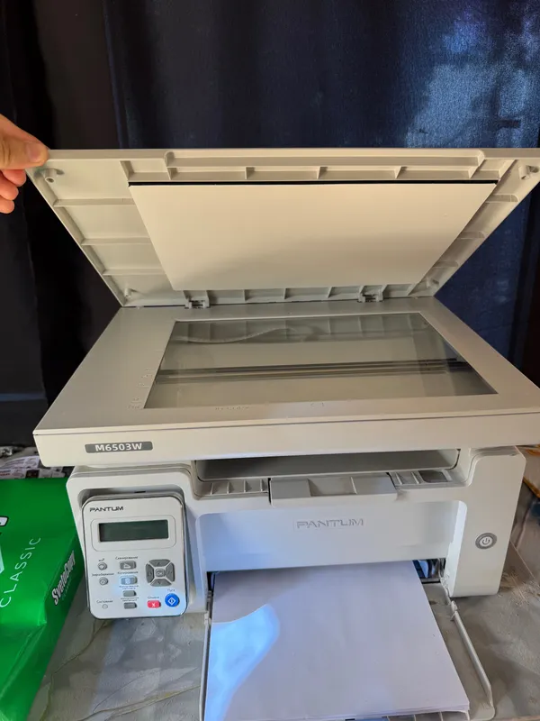 Printer sotiladi srochno 2 Printer sotiladi srochno 2