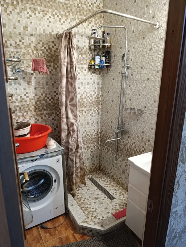 продам чиланзар 11.  трёх комнатная.  балкон 1,5*3 — фото 6
